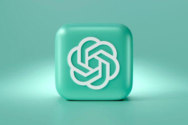 Claude vs ChatGPT: cuál es mejor para copywriting