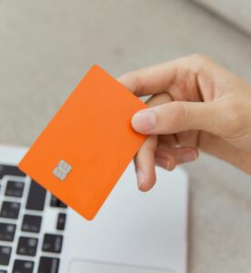 Cómo escribir copies de anuncios que convierten con IA